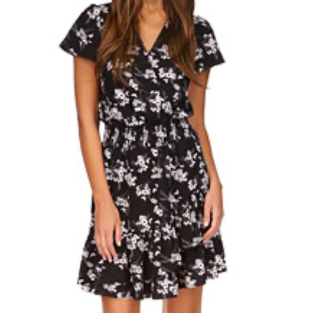 Abercrombie & Fitch White Ivory Floral Black and White Wrap Lined Dress Small T
